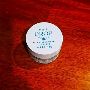 Bath and Body Works MINT DROP lip scrub!!! New